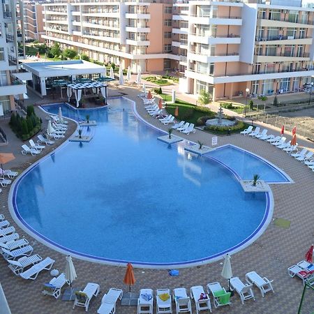 Grand Kamelia Apartment Slântsjev Brjag Rom bilde