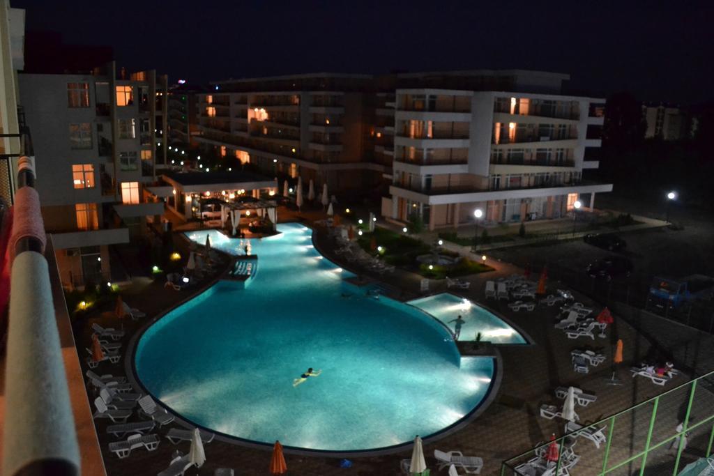 Grand Kamelia Apartment Slântsjev Brjag Rom bilde